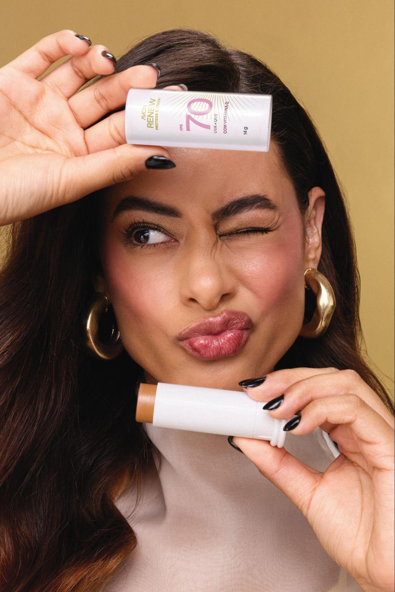 AVON.3